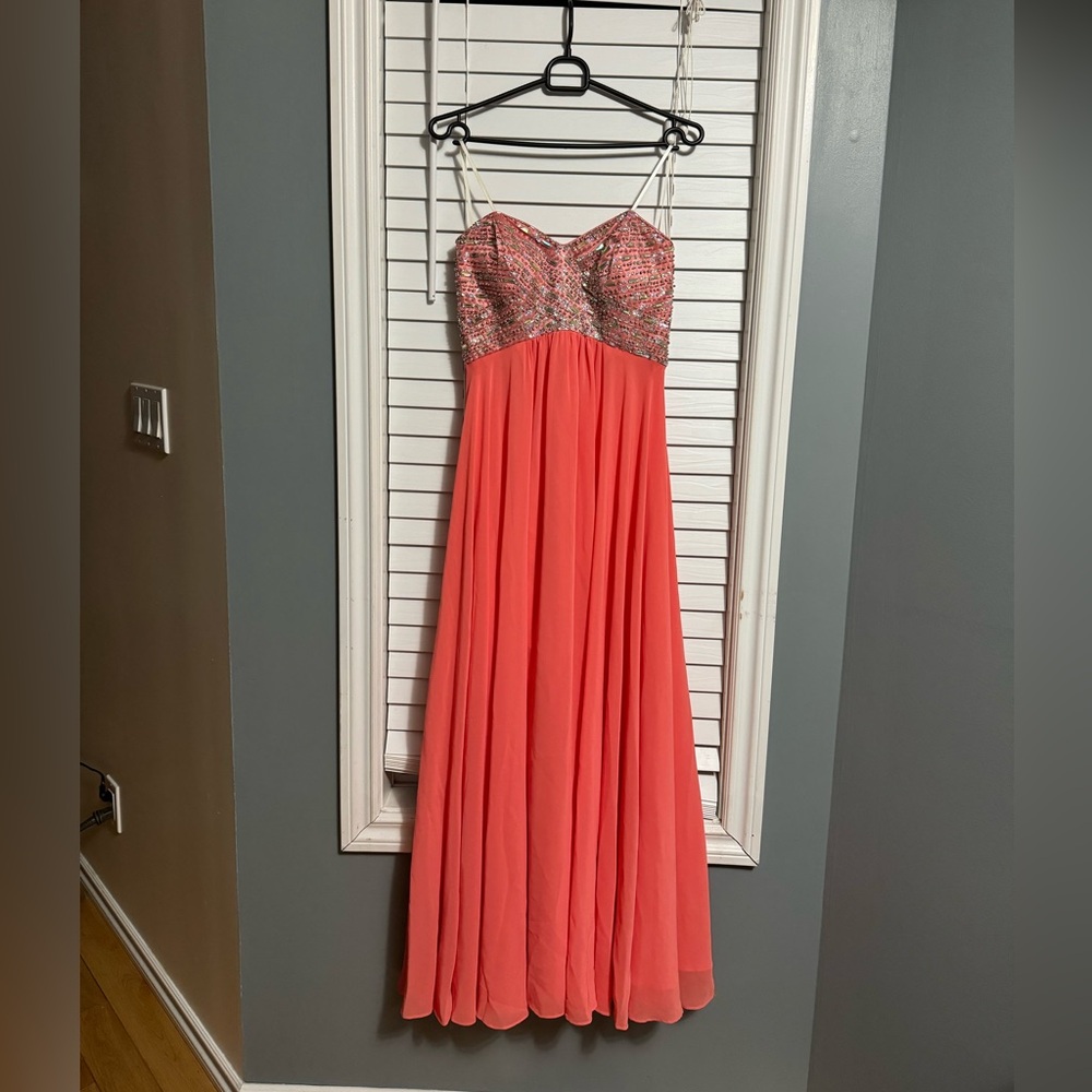 Laura Petites Size 4 Peach-coloured Grad Dress